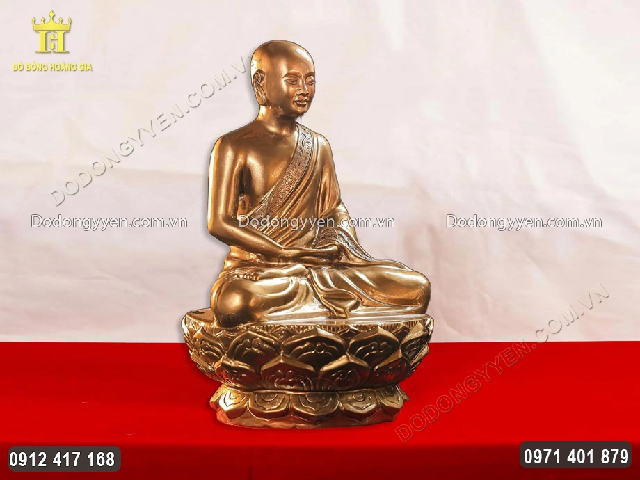 Vật phẩm th&iacute;ch hợp đặt tr&ecirc;n cao, tại nơi uy nghi&ecirc;m, thanh tịnh